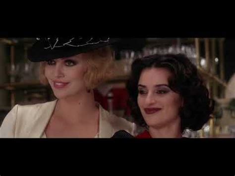 Gilda (Charlize Theron) and Mia (Penelope Cruz) Lesbian Kiss